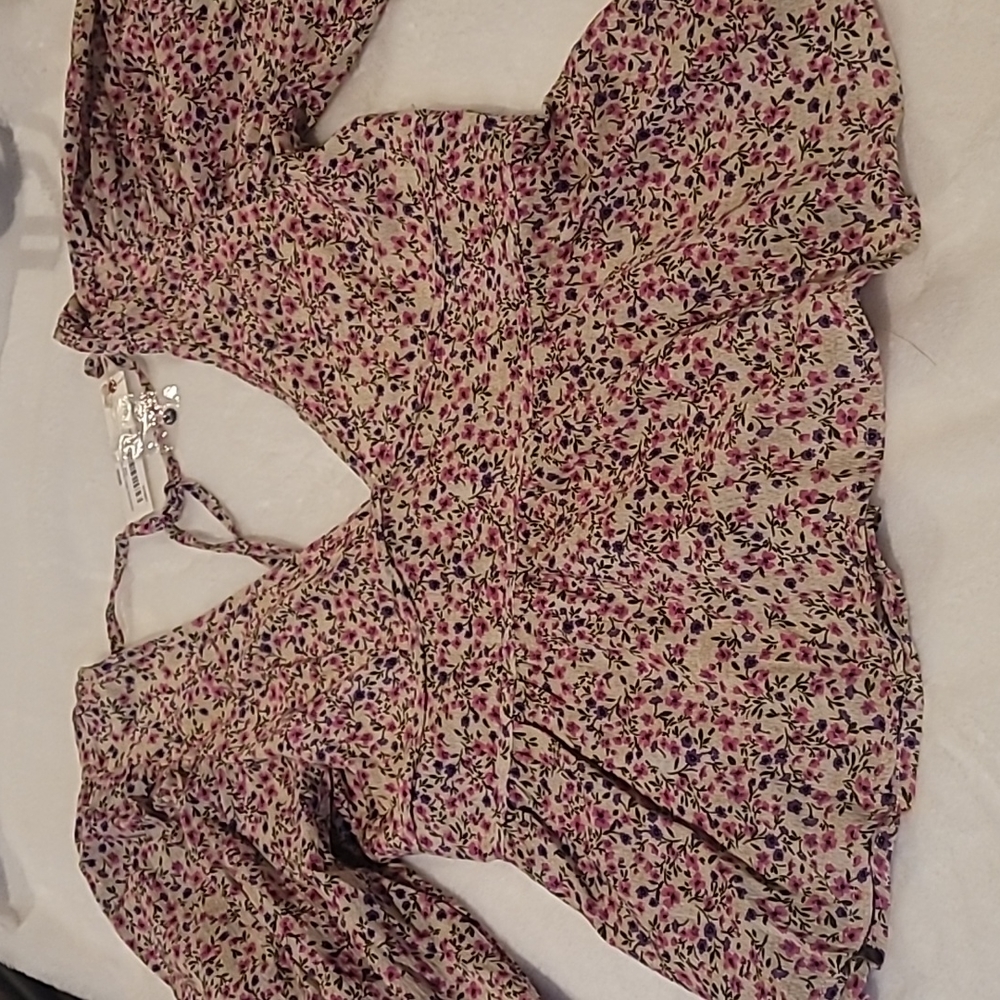 NEW Whim floral puff sleeve top